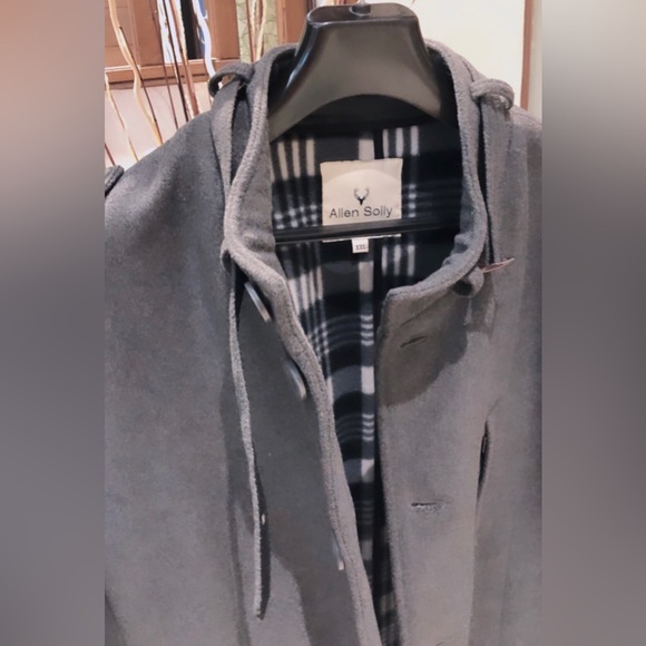 Get an absolutely stunning look in this New Allen Solly, Soft Jacket for Winters - Picture 2 of 15